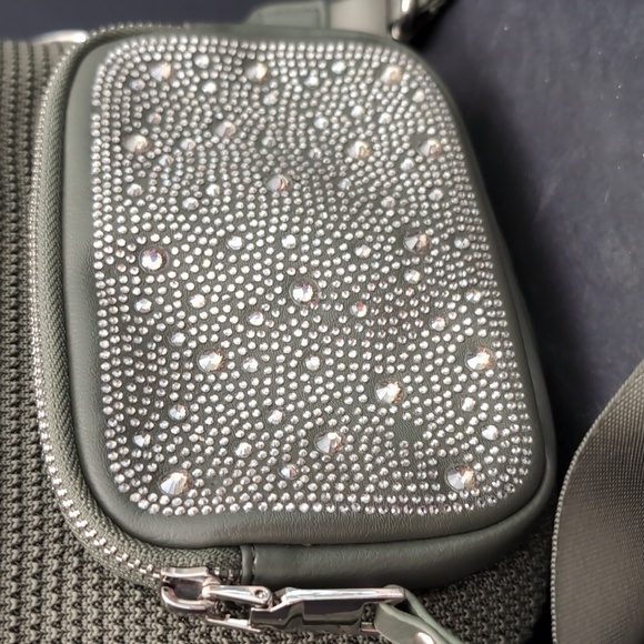 Steve Madden NYC, Women's Green Shimmer, Rhinestone Crossbody/Fanny Pack. - Picture 2 of 11